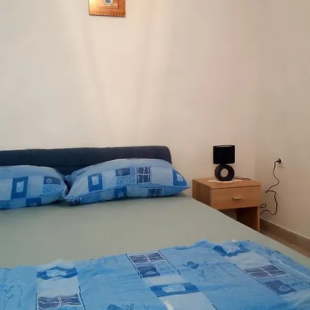 Seaside House Vinisce, Trogir - 14704 Holiday home Vinisce