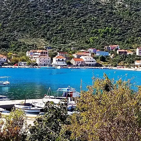 Seaside House Vinisce, Trogir - 14704 Holiday home *